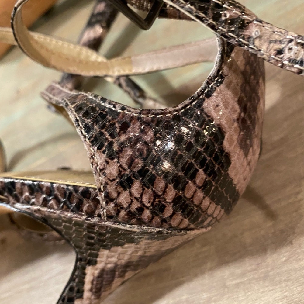 Saks Fifth Ave strappy heels - Picture 7 of 11